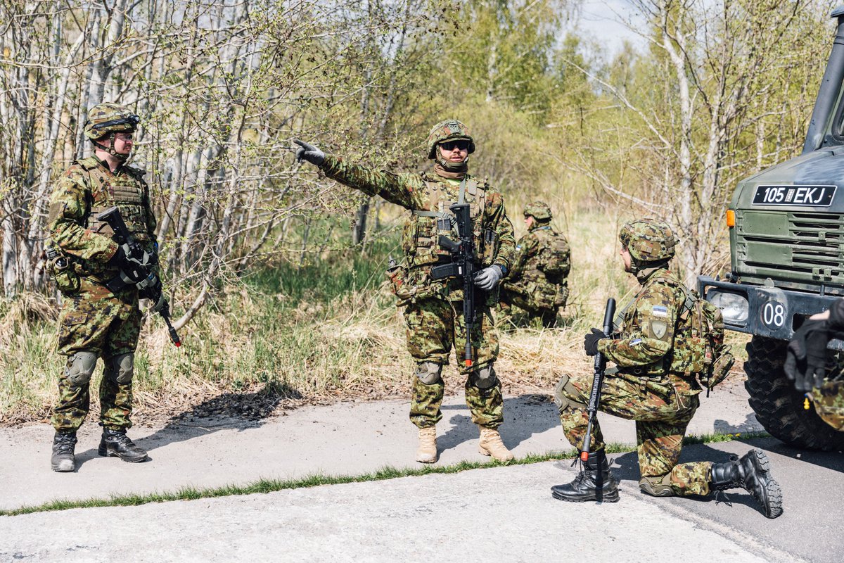 Kaitsevagi's tweet photo. Training of reservists of the Tõika radar station of the Air Surveillance Wing ✈️

📷 Sgt. Siim Verner Teder

#EDF #SpringStorm #SpringStorm26 #WeAreNATO #StrongerTogether #Estonia #AirForce #Allies https://t.co/0IFri6Nvz8