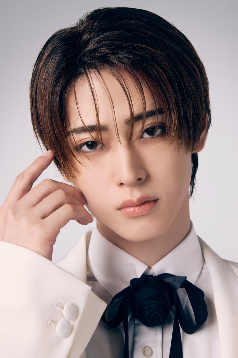 GENIC official tweet media