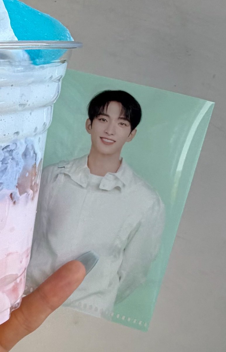 ham___jin's tweet photo. SEVENTEEN セブチ ペンミ ファンミ YAKUSOKU 東京ドームシティ
コラボメニュー ミニクリアファイル 交換
　
譲　ドギョム

求　ミンギュ

5/13・14現地にて手渡し交換希望 https://t.co/zaqnWKpld5