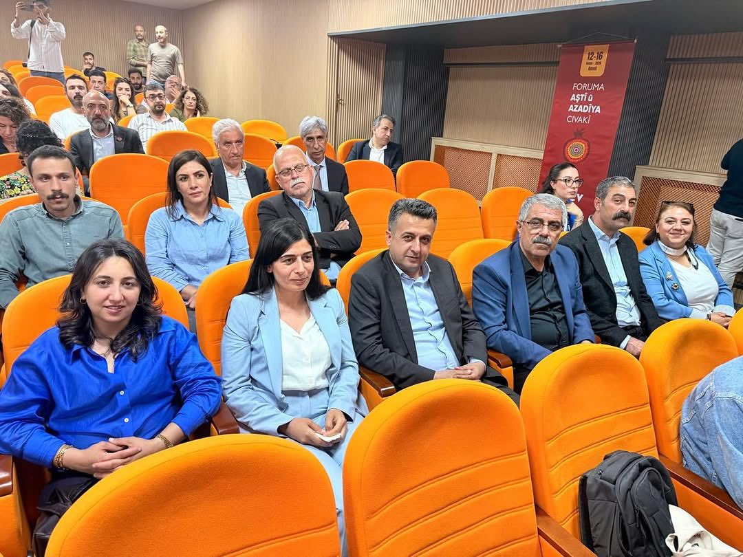 Semra Akyüz tweet media