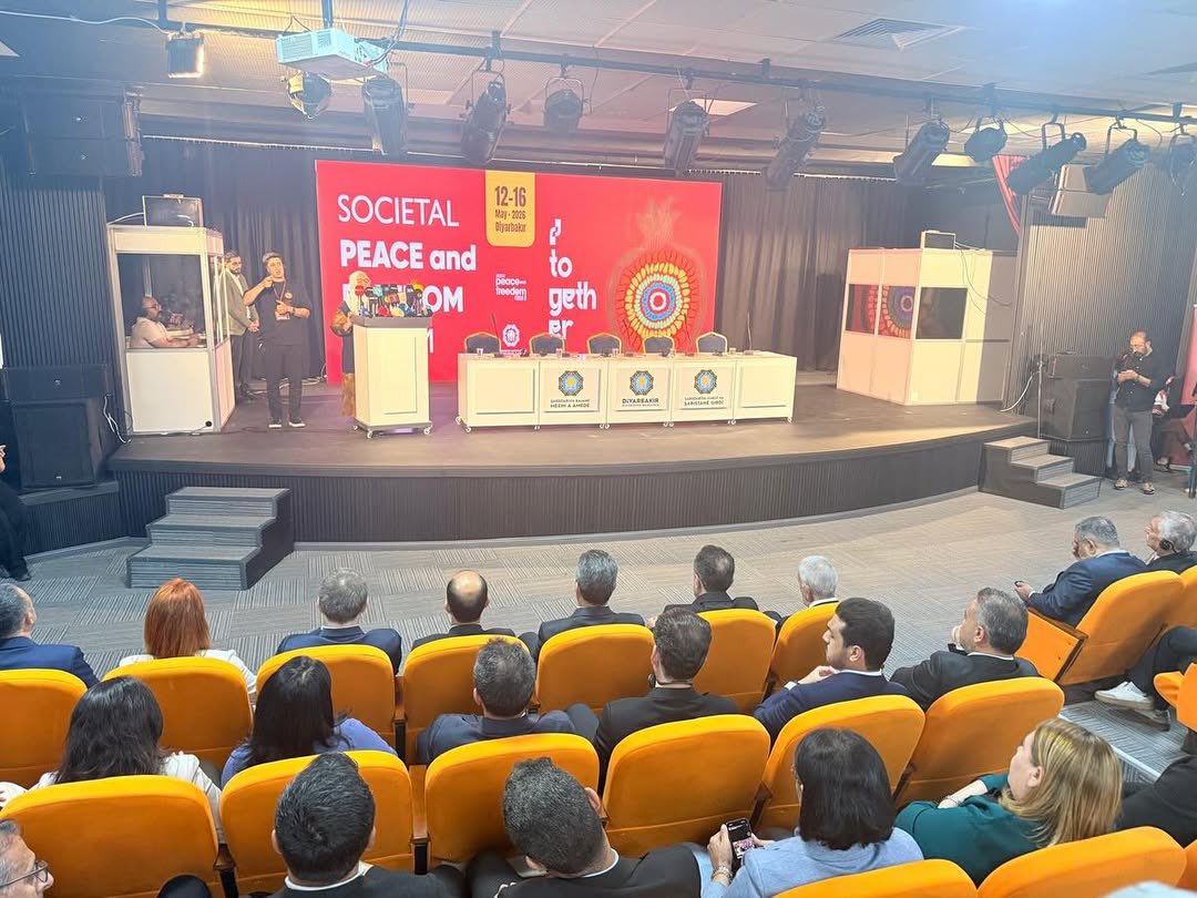 Semra Akyüz tweet media