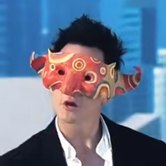 Servicetrenches's tweet photo. 中国今日爆火趋势：

用梭子蟹壳模仿新警察故事中吴彦祖的造型

这简直是中国的MOG

链接可以自行验证https://t.co/Kp2icqmlO1 https://t.co/r2IezBe550