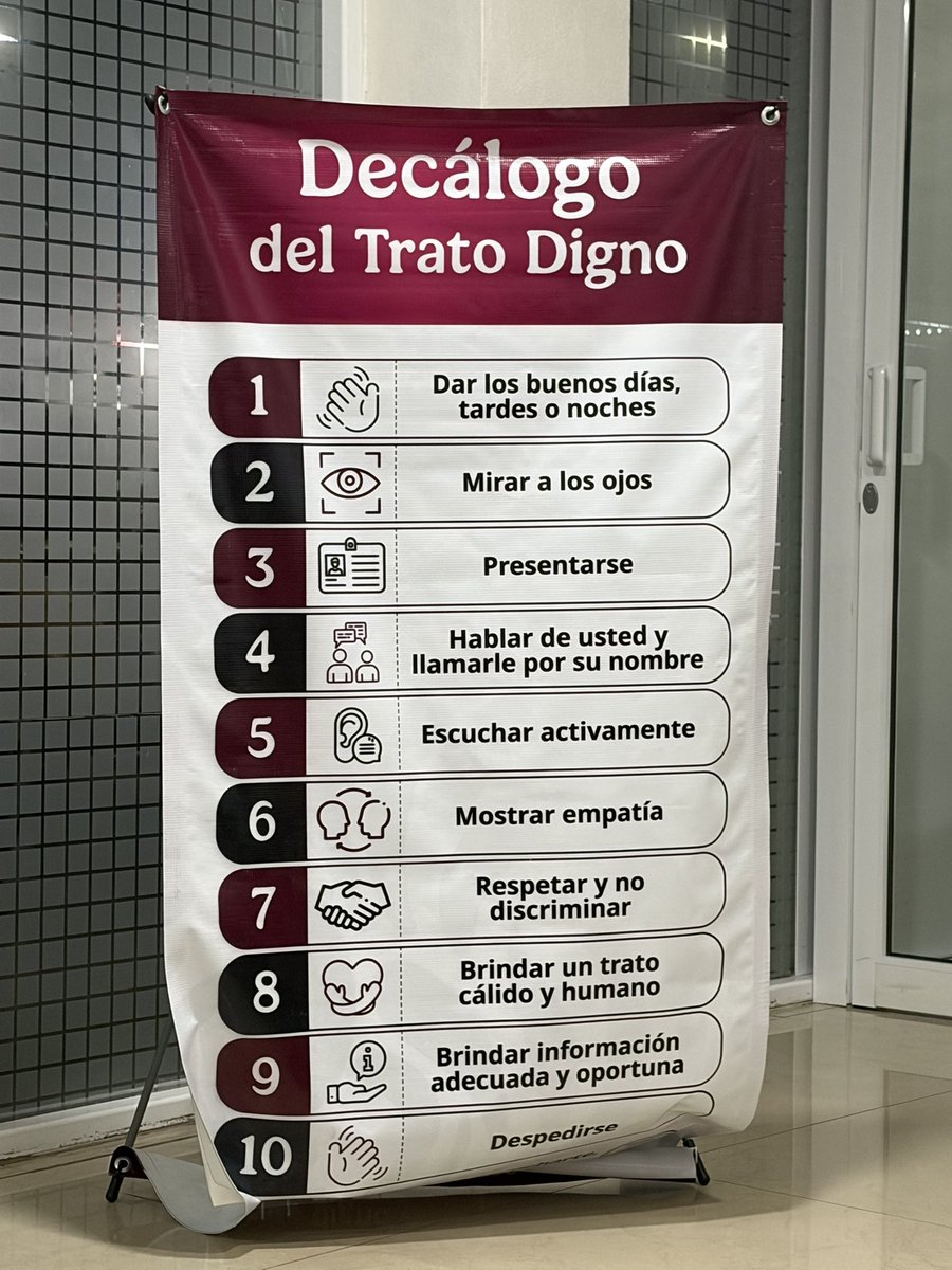monsemonchaa's tweet photo. El decálogo salió por la puerta cuando la de ventanilla se molestó porque la desperte en SU HORARIO LABORAL para preguntarle si había algún informe porque llevo 9 horas de no saber nada de mi paciente. @Tu_IMSS @imssdigital @tlaxcalaIMSS https://t.co/ibZTdF5hq9