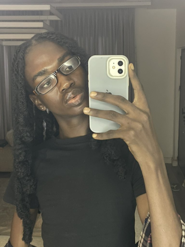 Prettyboy✨ tweet media