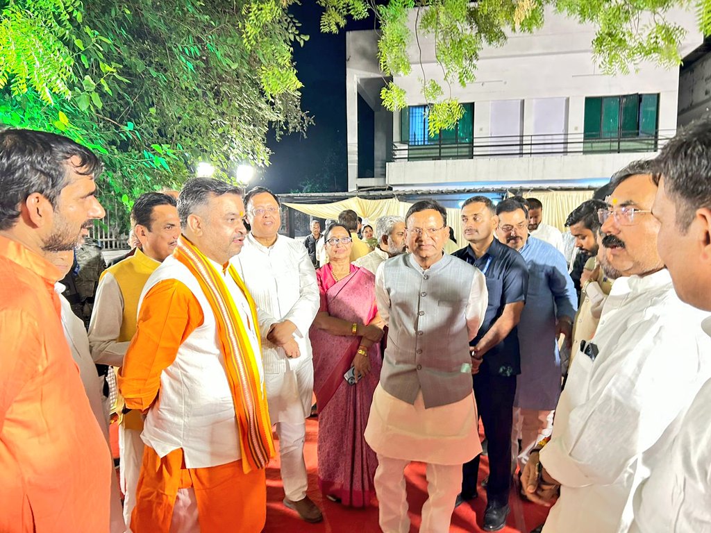 bjpanoop's tweet photo. 12/05/2026 को भारतीय जनता पार्टी के यशस्वी प्रदेश अध्यक्ष एवं केंद्रीय वित्त राज्यमंत्री श्री पंकज चौधरी जी के गृह प्रवेश कार्यक्रम में रहना हुआ। https://t.co/Ef4tjIH7DH