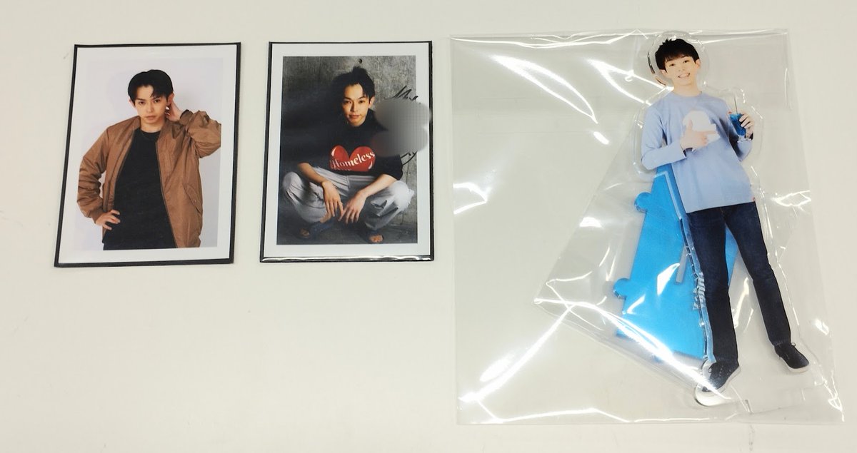 入荷情報】 佐藤智広さん ブロマイド、アクリルスタンドが入荷しました