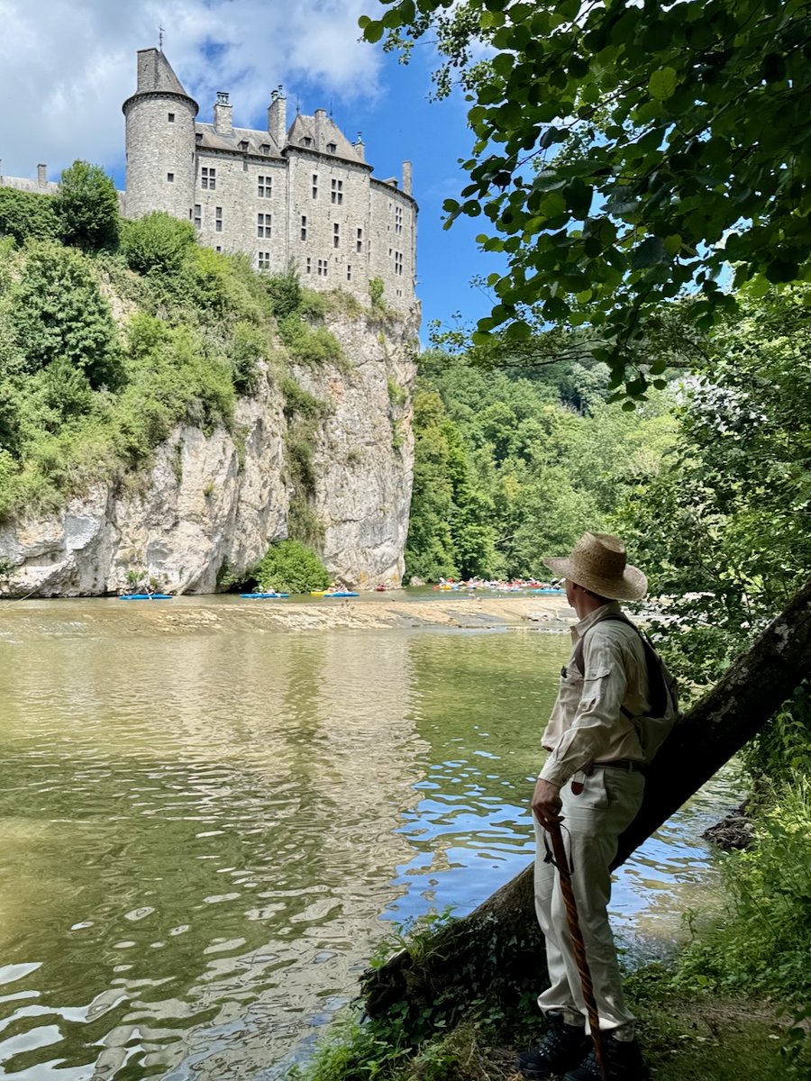 Hugh_Pope's tweet photo. Summer calling! My day on Belgium's river Lesse, the tenth day-stage of my walk from Brussels to Luxembourg, was the prettiest so far.  

Link in comments to discover the picturesque Château de Walzin and many other beauties along the way. https://t.co/gAALddHqmb