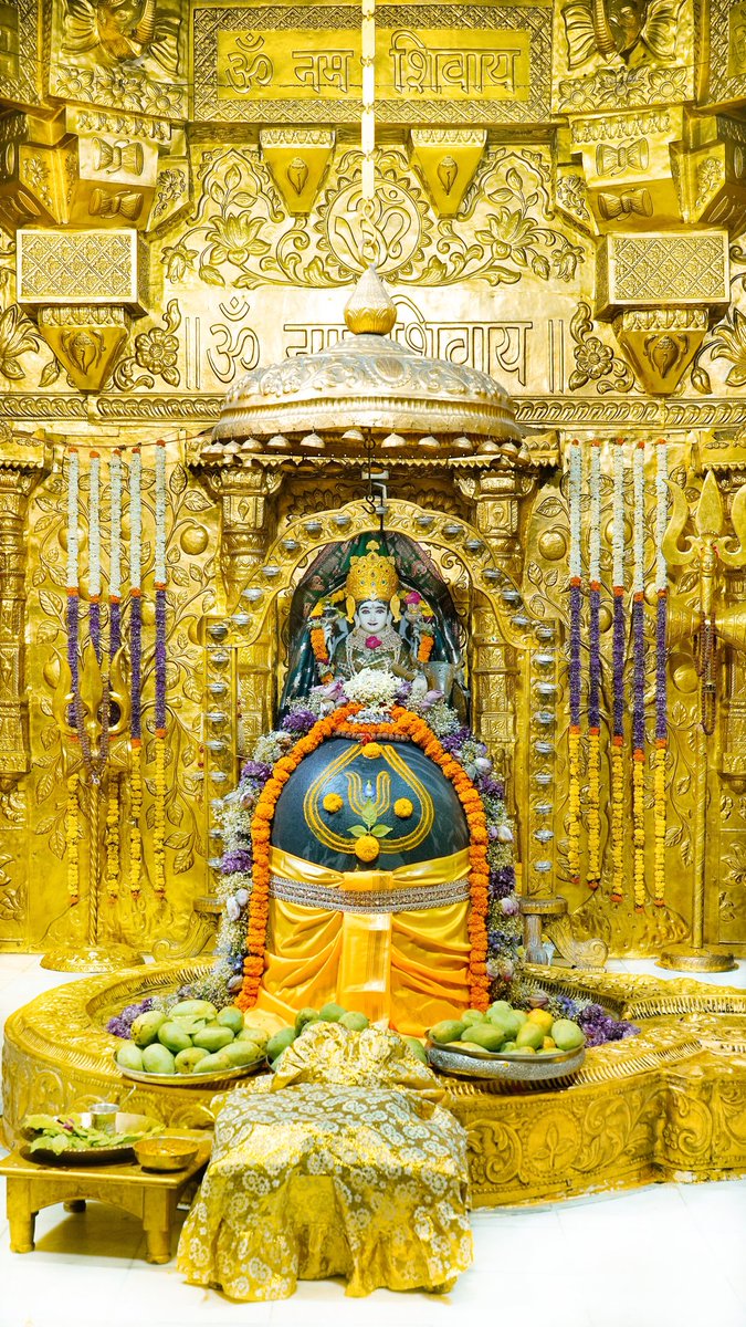 Somnath_Temple's tweet photo. श्री सोमनाथ महादेव मंदिर,
प्रथम ज्योतिर्लिंग - गुजरात (सौराष्ट्र)
दिनांकः 13 मई 2026, वैशाख कृष्ण एकादशी - बुधवार
मध्याह्न श्रृंगार
05269101
#somnath #mahadev #shivji
#bhakti #somnathlivedarshan #somnathtemple #JaiSomnath #SomnathSwabhimaanParv https://t.co/n1pv1BvjQC