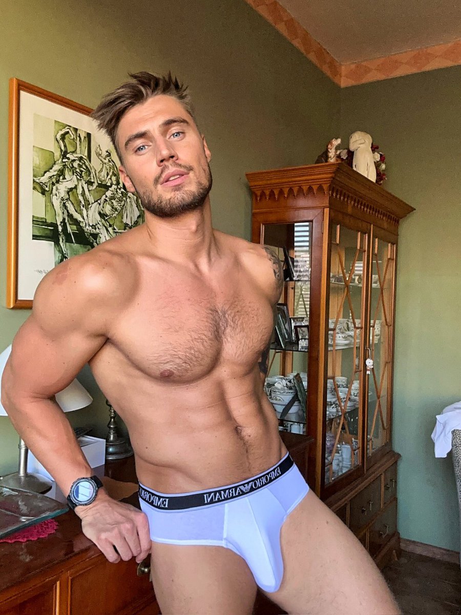 Torsten model 😈 tweet media