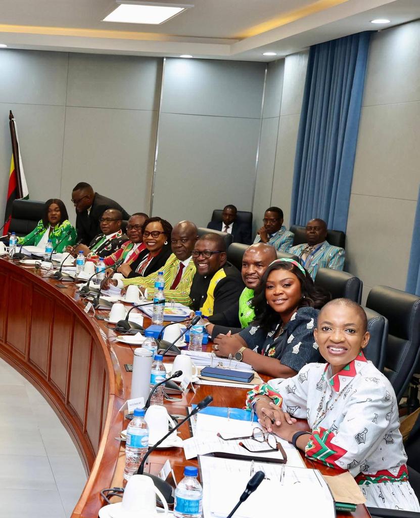 MulakazuvaL's tweet photo. #LeadingByExample
It's awesome to see Cabinet embracing our national fabric attire in commemoration of national culture month-May.
Wearing traditional clothing is a great way to celebrate and showcase our rich cultural heritage. https://t.co/U9T55pW6di