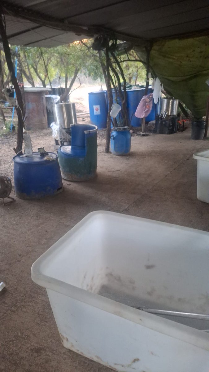 SAPoliceService's tweet photo. #sapsHQ [ACTIVE CRIME SCENE] #SAPS National Head Office Crime Intelligence has discovered a #DrugLab worth about R100 MIL in the North West Province. Colonel Adele Myburgh and Lt Col Amanda Van Wyk are on their way to the scene. #DrugsOffTheStreets ME https://t.co/G3K4HRSZlP