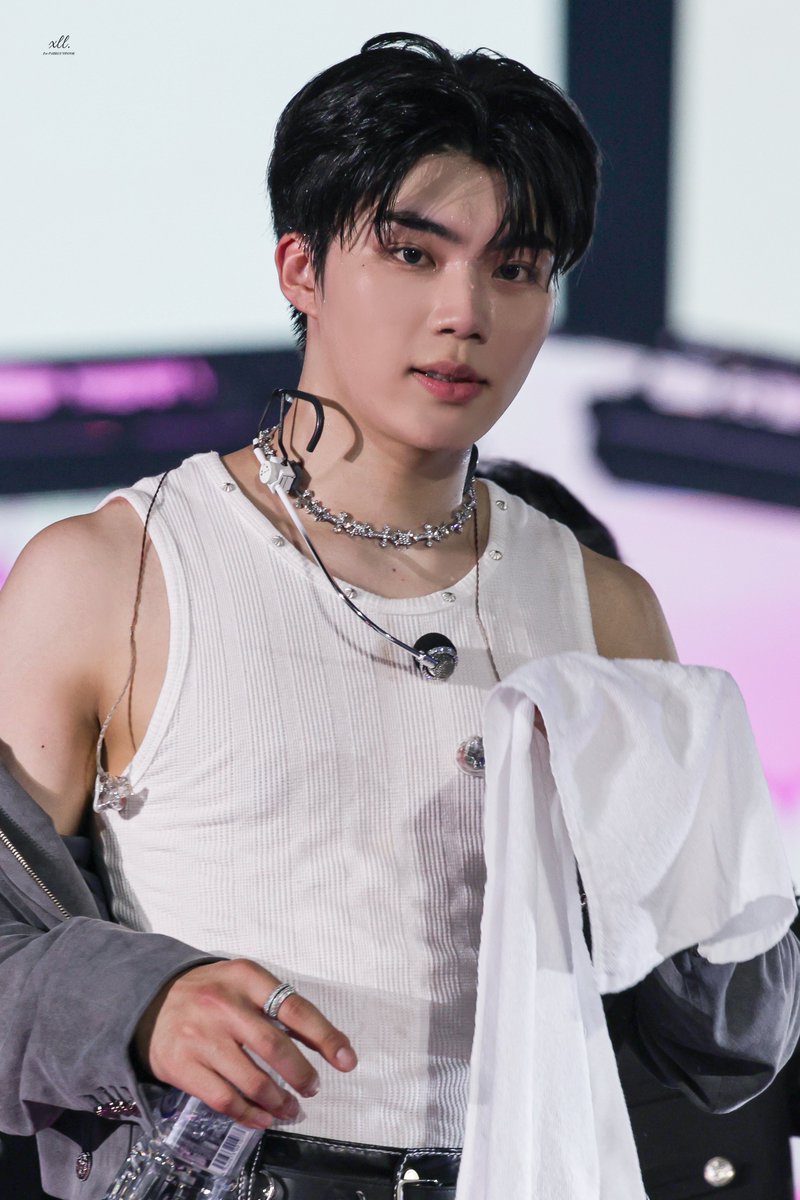 xllmx0's tweet photo. 260510 KCON JAPAN 2026 HQ💙

#ZEROBASEONE #ZB1 #제로배이스원    
#PARKGUNWOOK #박건욱 #パクゴヌク https://t.co/fr8f6maGFZ