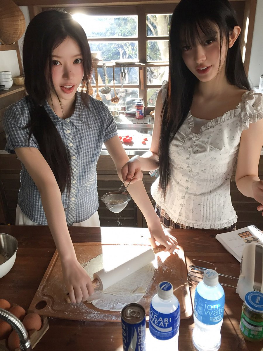 她選在第十天時凋謝 tweet media