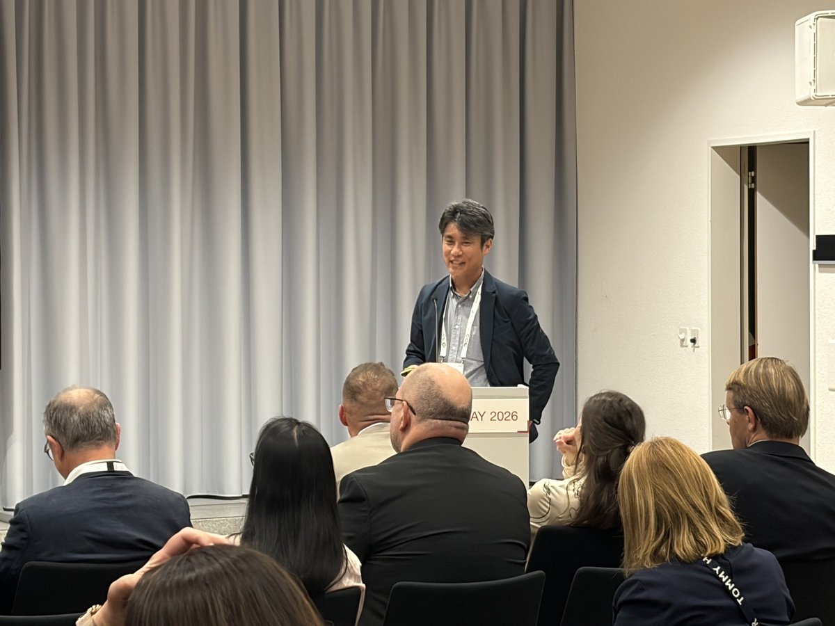 iBody2018's tweet photo. 📢Swiss Biotech Day参加報告🇨🇭
当社CEO天草が「Swiss Biotech Day」にて当社技術をプレゼン🌎世界各国の参加者との有意義な議論や、新たなネットワーク構築につながりました。
Japan Delegationの一員として、日本企業との交流も。
今後もグローバル展開を加速してまいります🚀 https://t.co/TdrPxIOGVV