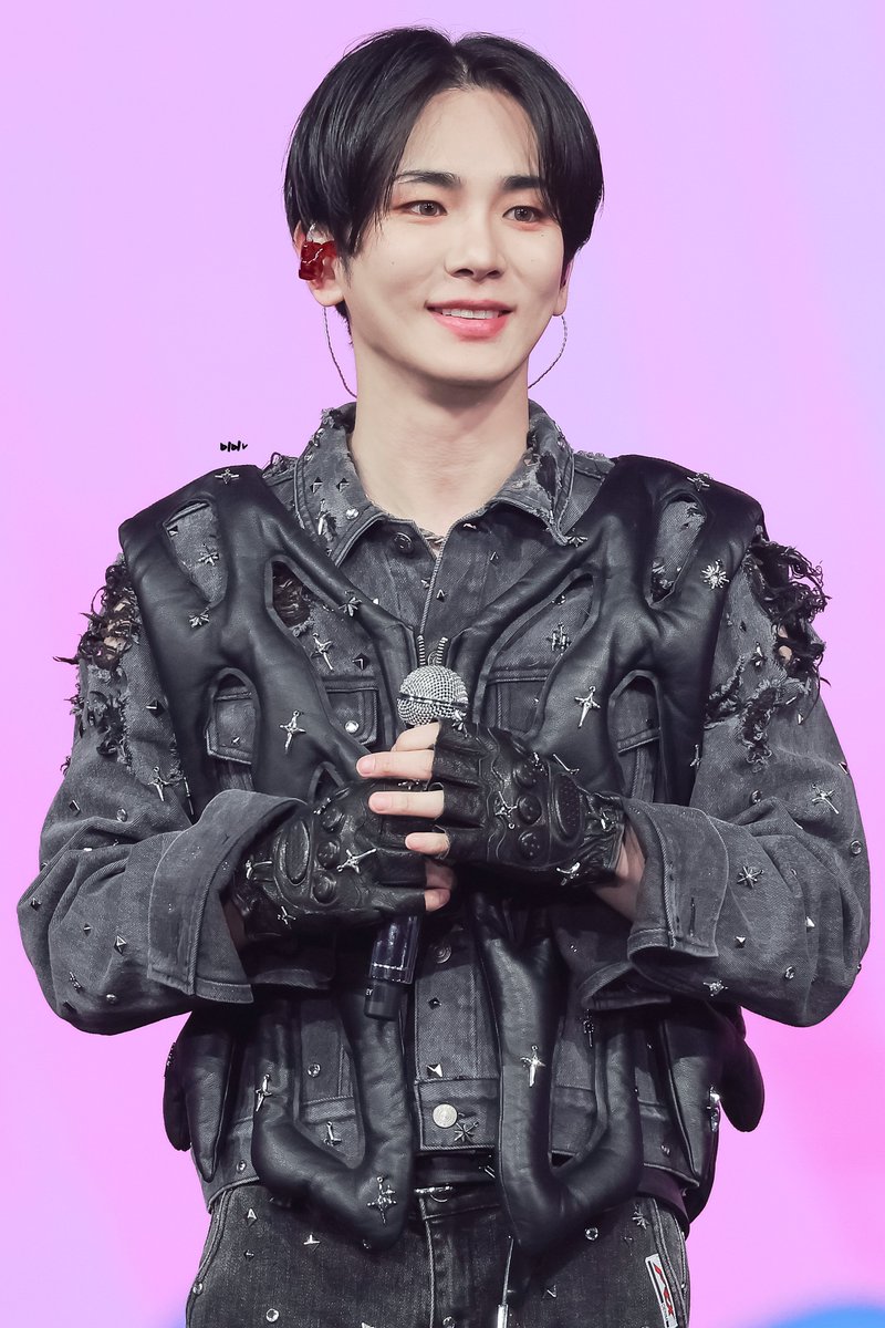 미미 tweet media