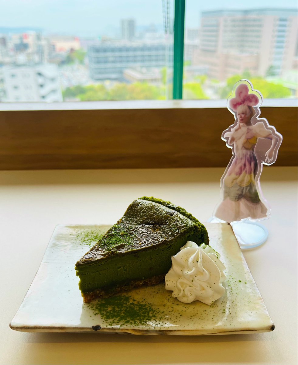 raimuremon8190's tweet photo. ベストオブベストの
チーズケーキに出会いました。
福岡県庁内で食べれます。
#モバイル党首 #林檎班 #福岡県庁 https://t.co/O1ZlsbCLlL