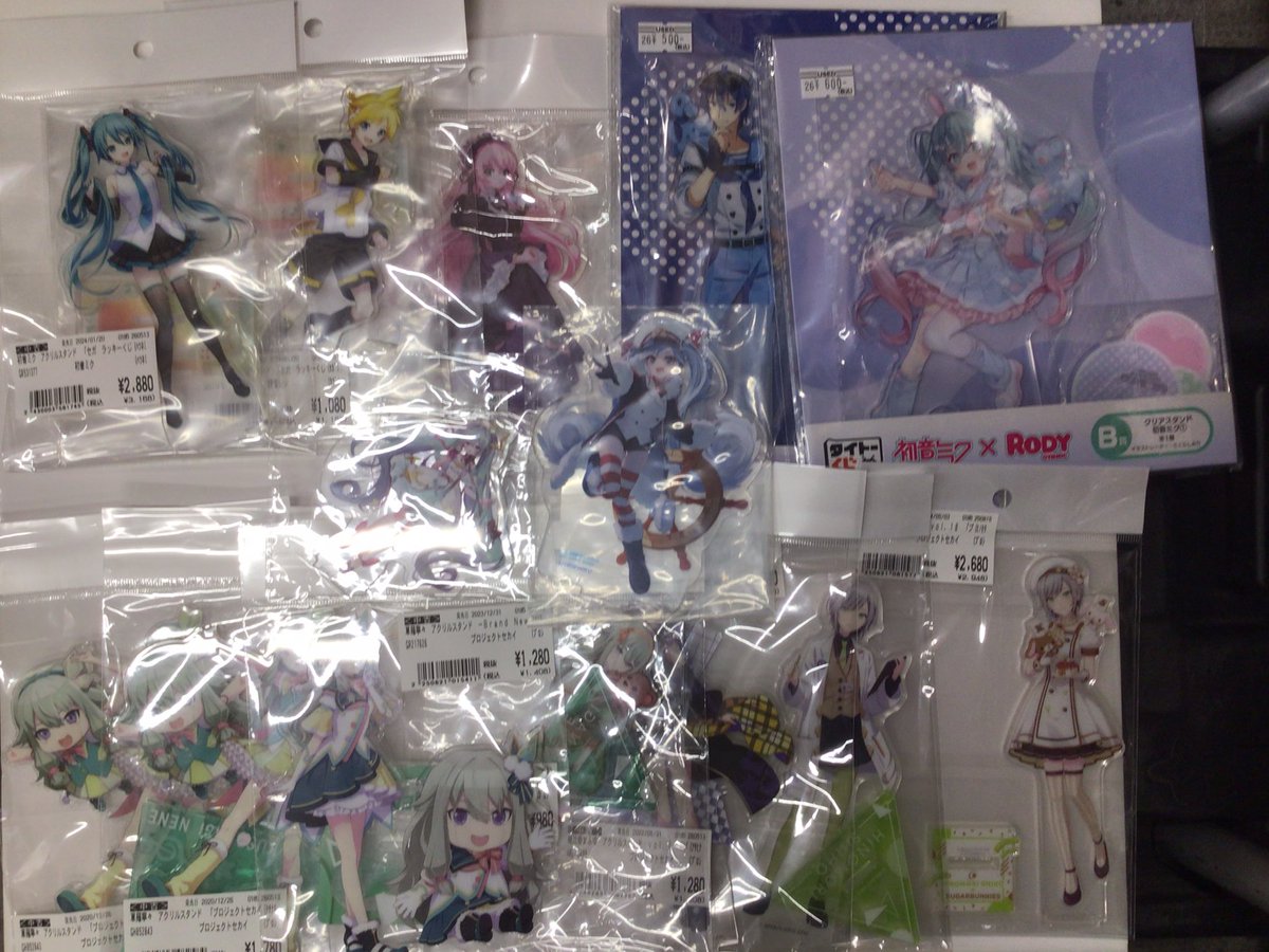 初音ミク ＃プロジェクトセカイ アクリルスタンド多数買い取り入荷致し