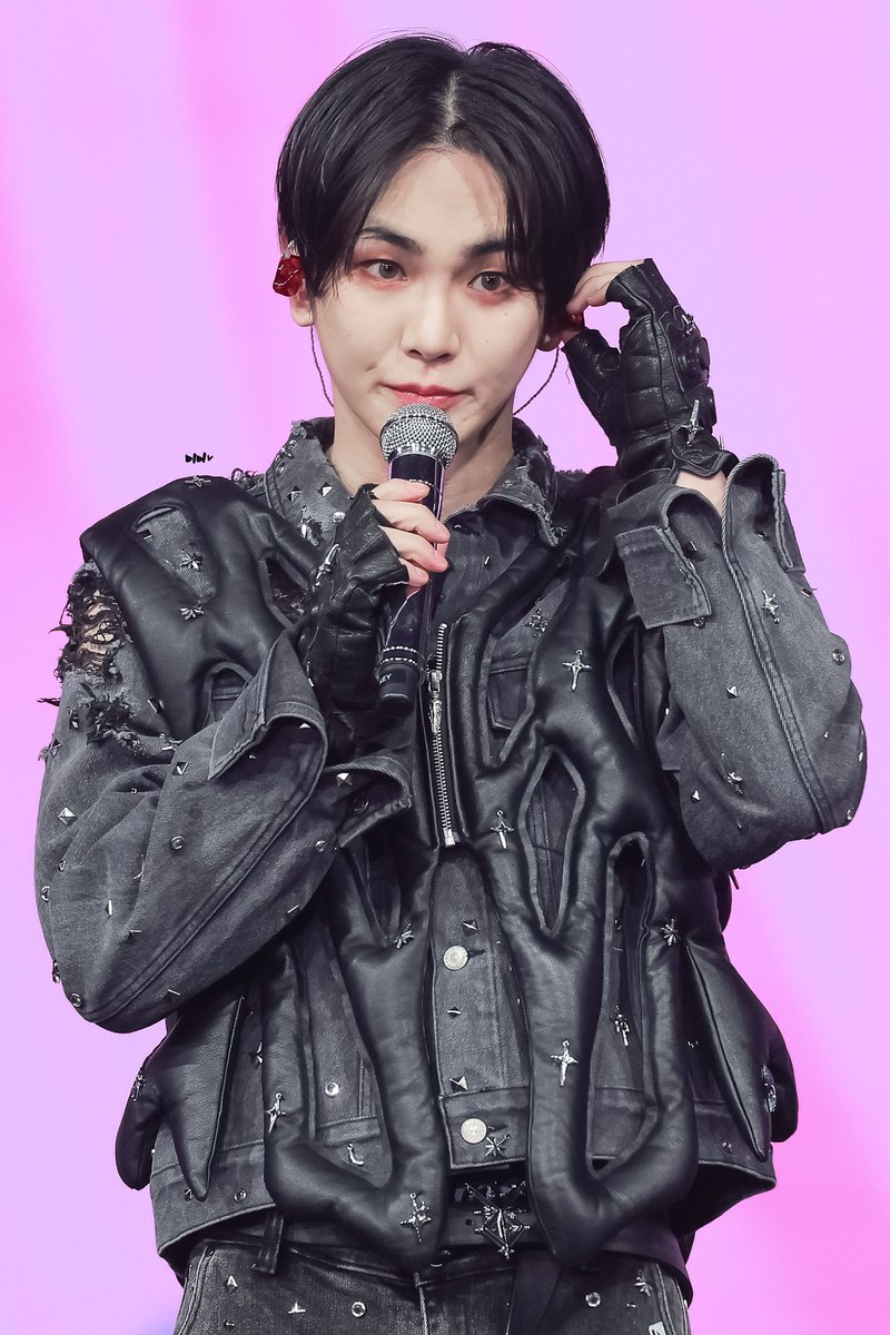 미미 tweet media