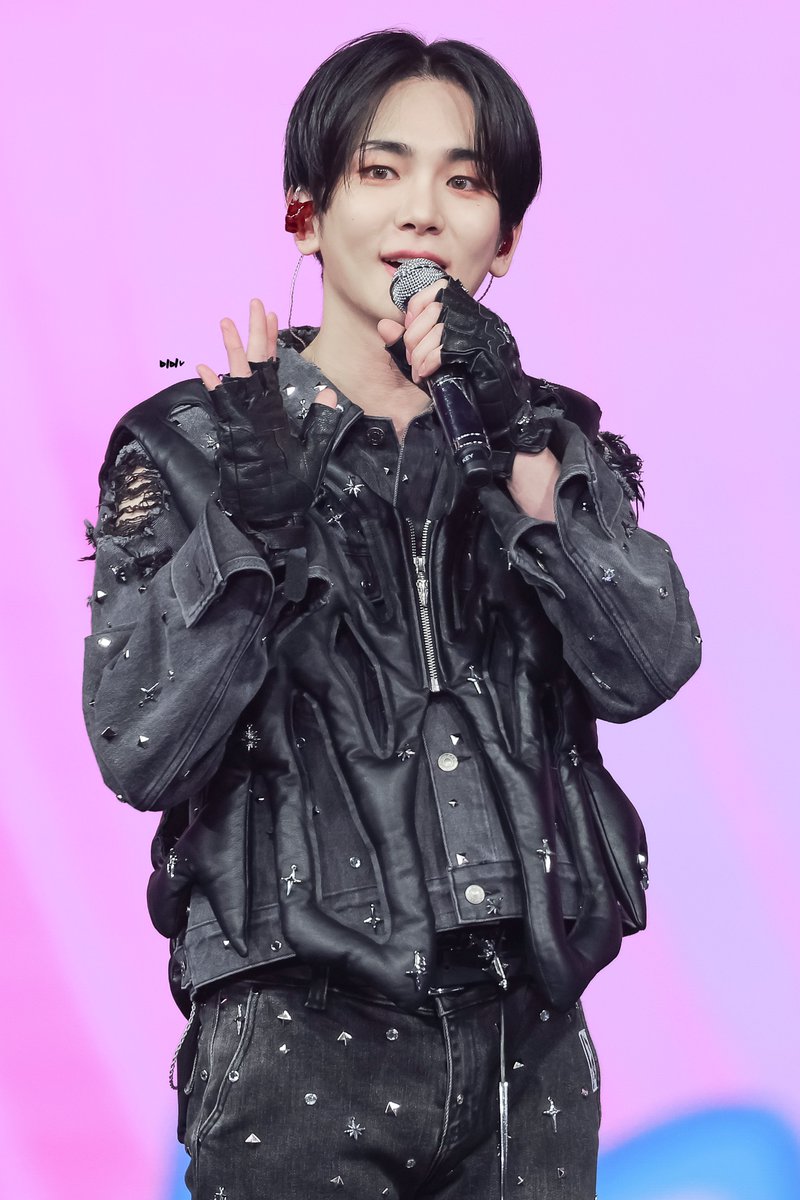미미 tweet media