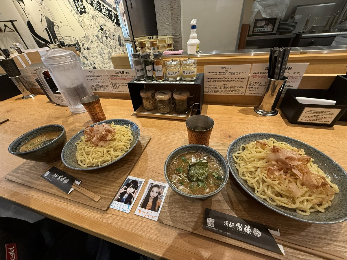 こｰた tweet media
