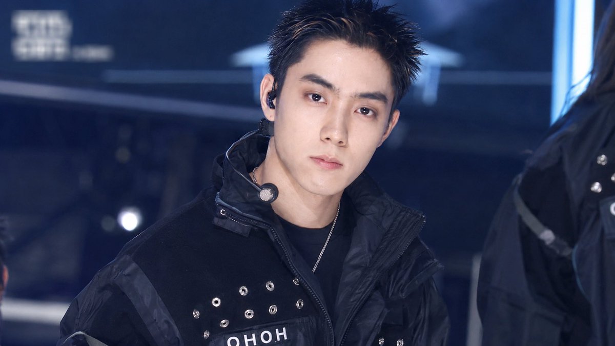 rihioka's tweet photo. ㅁㅊ음
젝키가 지금데뷔햇다면 이런느낌이었겟지

#은지원 #eunjiwon https://t.co/8CmXKHibEg