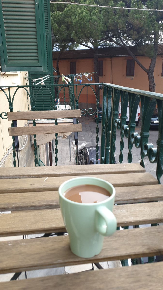 molo226's tweet photo. Guten Morgen. Erster Morgenkaffee in Italien. https://t.co/3fuiS7H6dT