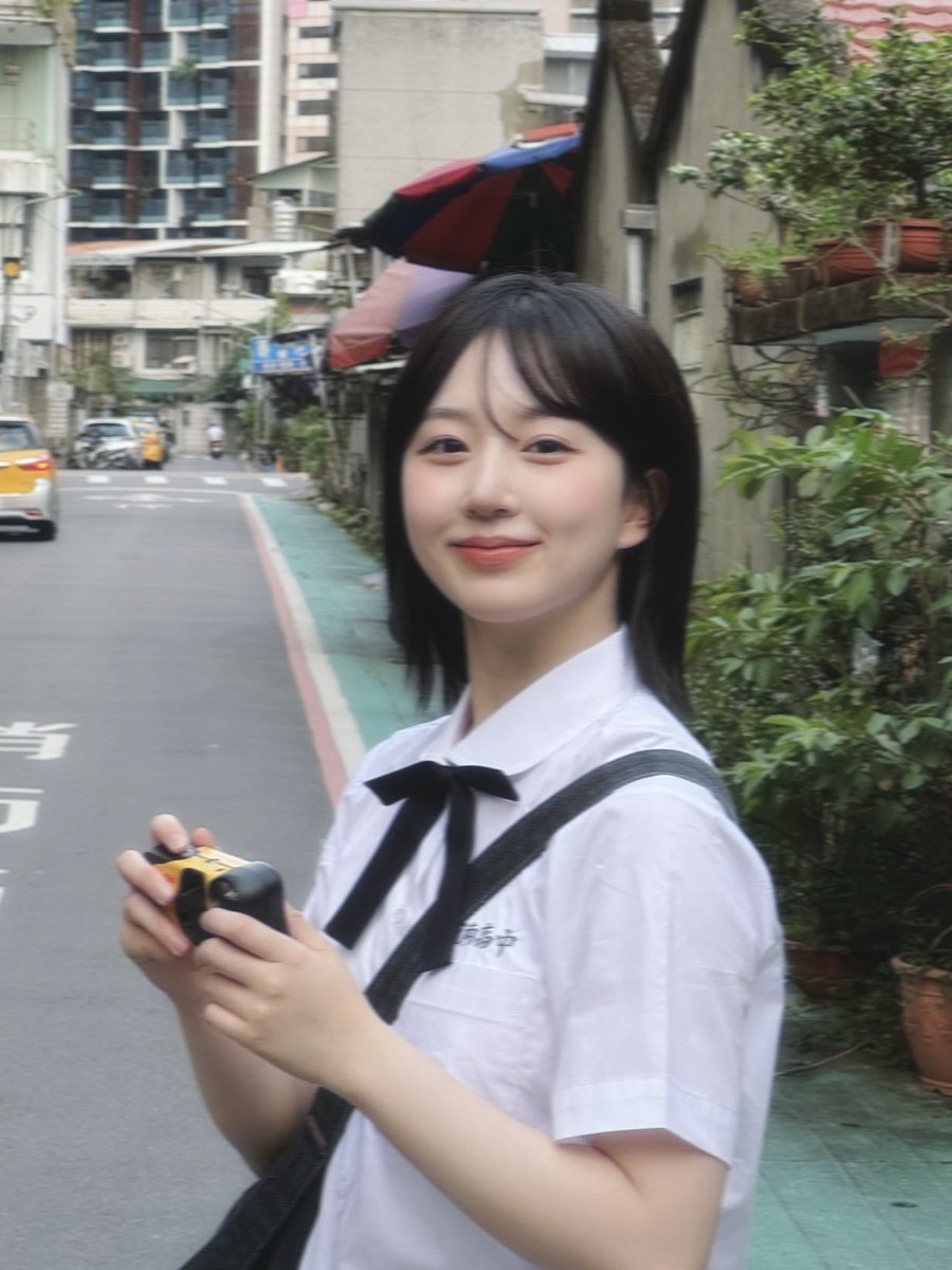 힝 tweet media