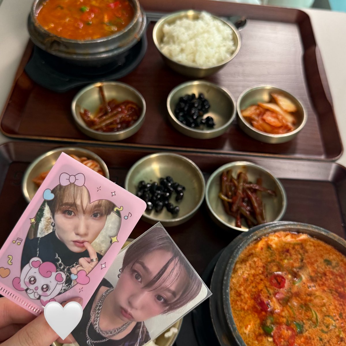 리 tweet media