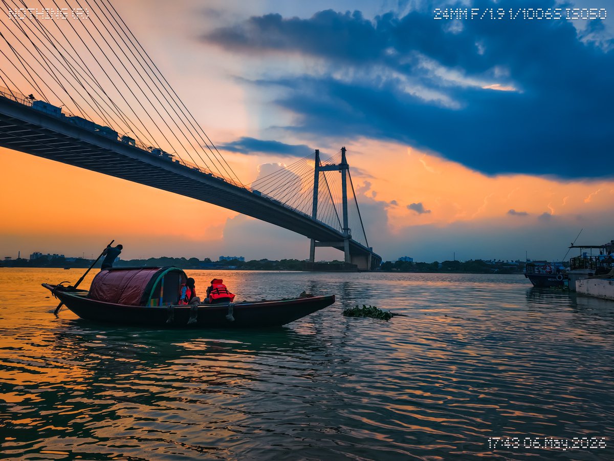 TrishikBose's tweet photo. Beauty of Princep ghat, through the lens of Nothing 4a Pro @nothingindia @nothing 
During the Kolkata photowalk https://t.co/dYPlvjzRu8