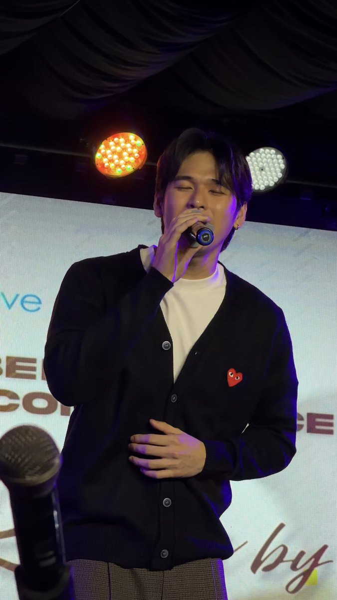 wilbest_ofc's tweet photo. We’re so proud of you @itswilbertross! 💛
WRTEN CONCERT PRESS CONFERENCE
#WRFirstSoloConcert
#MultimediaCrooner https://t.co/mTuEFRmzOl