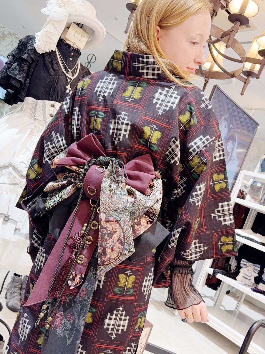 OzzOneste ヤエチカ店🐝 tweet media