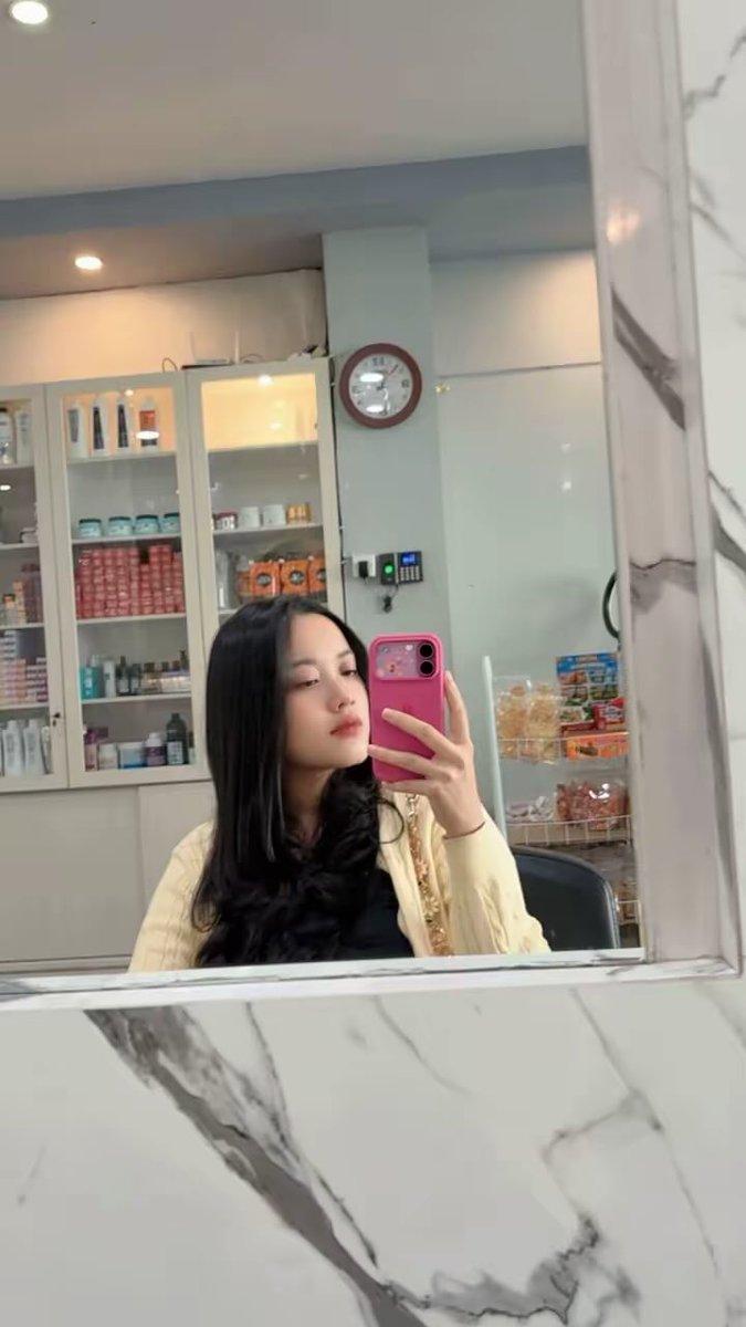 ᥫ᭡ tweet media