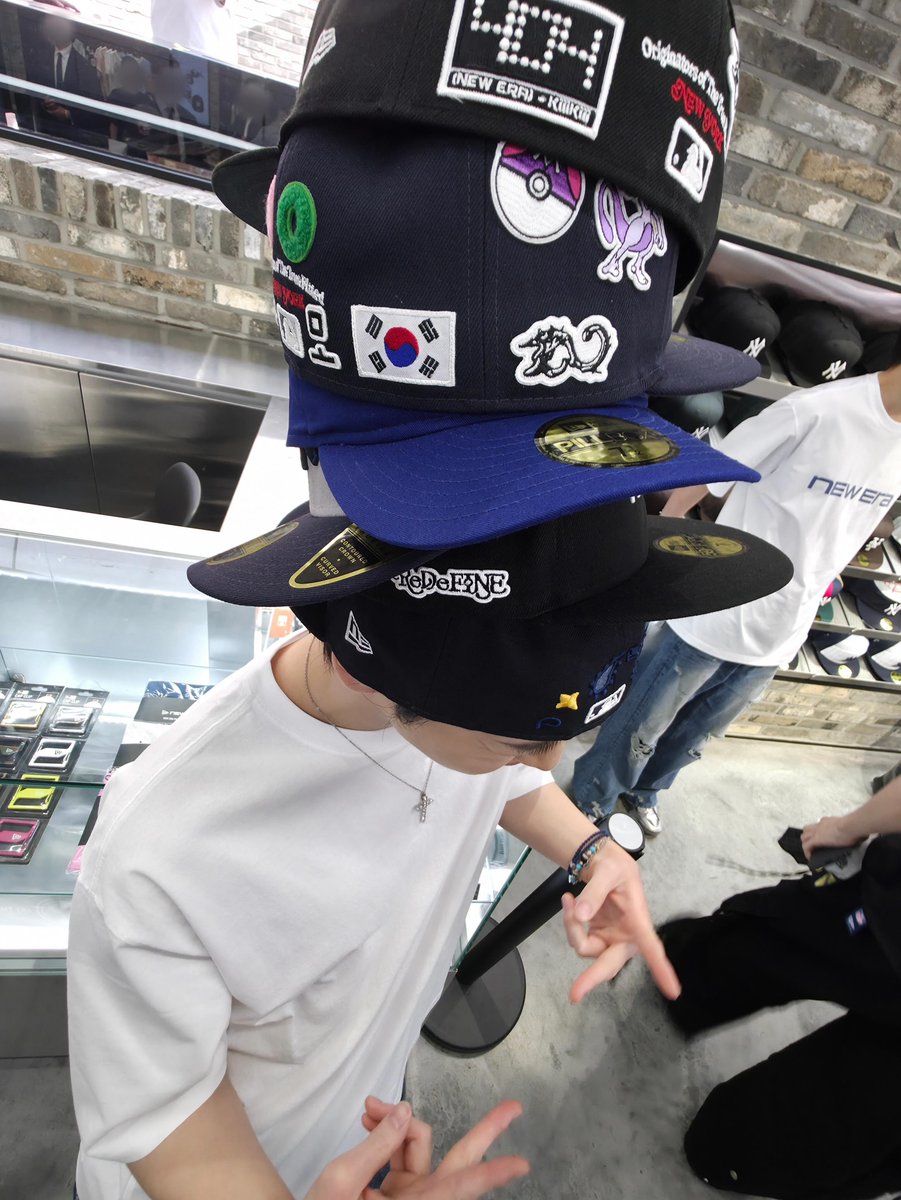 hi_jo_on's tweet photo. 260513 태영인스타 (2)
@ mygallery.o0ty
💬 No phone only cap 🤠 https://t.co/6kyZINFFY4