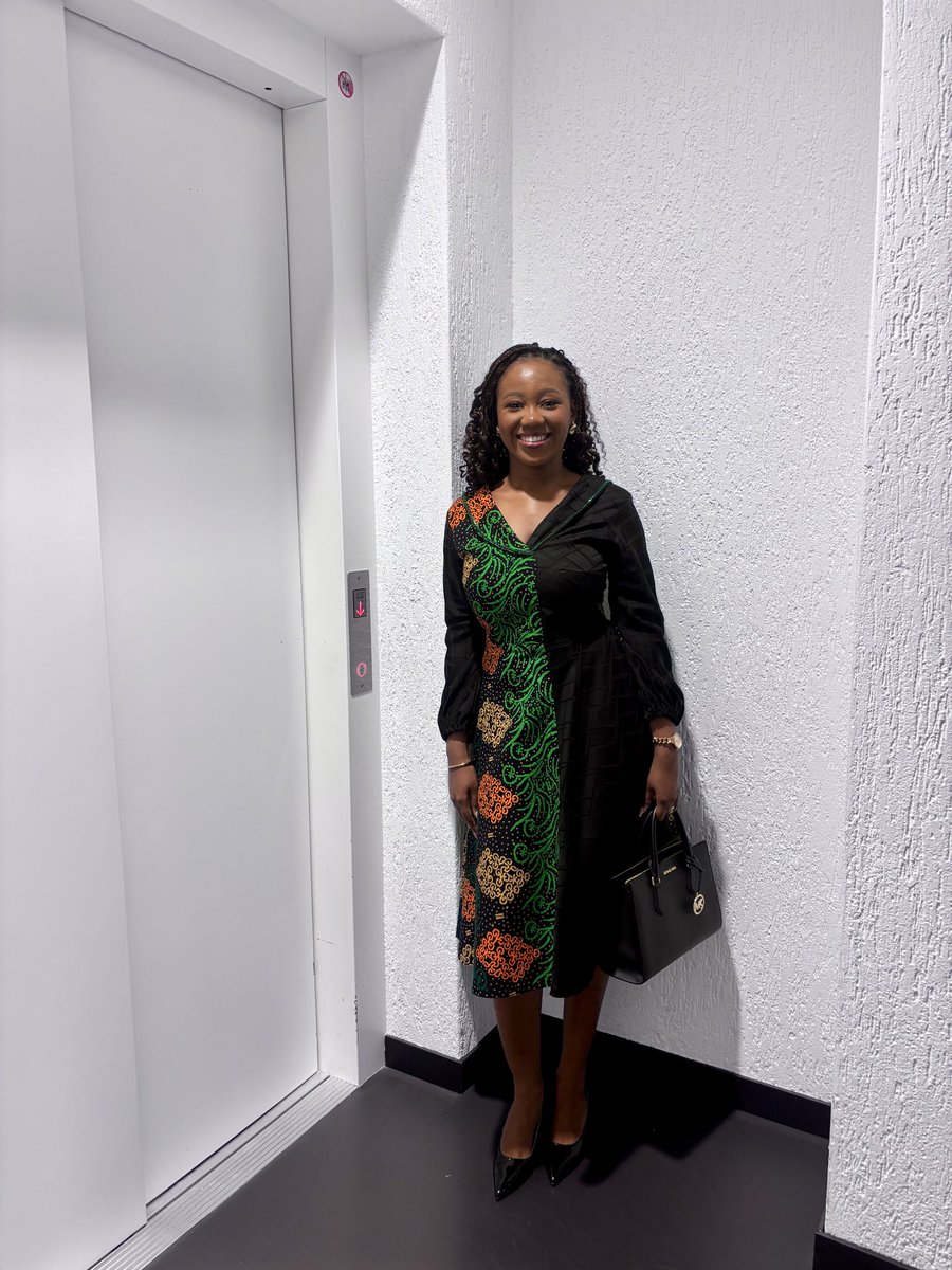 KeziaSanie's tweet photo. Thank You God for keeping things running smoothly. ☺️🙏🏽

📍University of Lucerne, Switzerland. 🇨🇭 https://t.co/XRfc1AmT8t