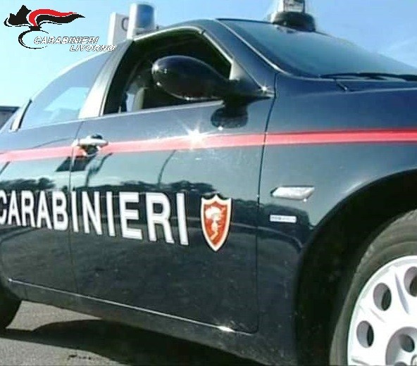 CorriereToscano's tweet photo. Paga gli elettrodomestici con assegni scoperti e sparisce: denunciato un sessantanovenne a #Cecina.
https://t.co/rL9S50my4P https://t.co/lZ9CvfXlN5