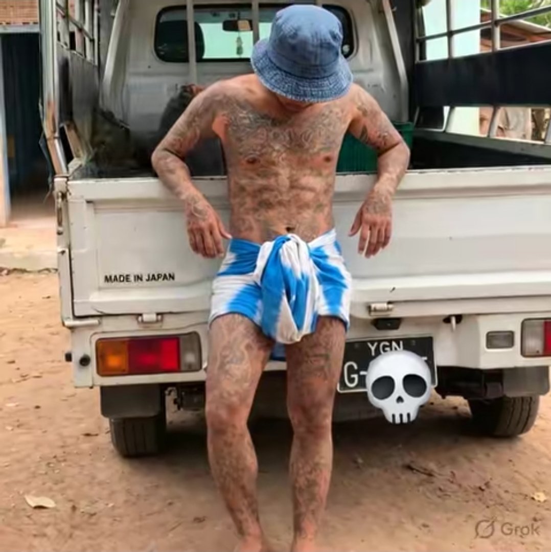 Dicklovers6969's tweet photo. လိုင်း​ပေါ်မှာသူများ share ​​ပေးတာ ကားသမားအကြမ်းဆင် straight 
Photo credit https://t.co/QvFipVAOJN