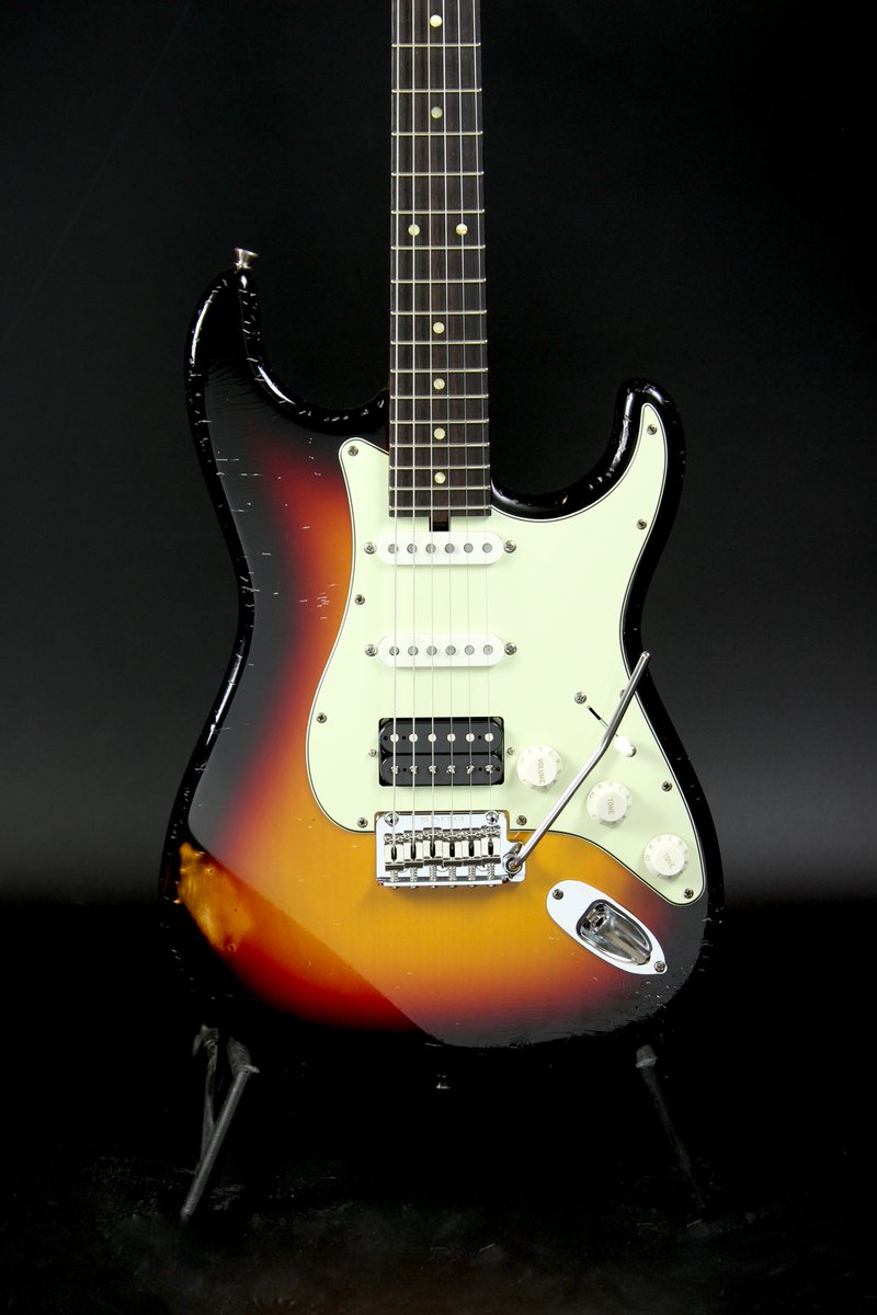 SAITO GUITARS tweet media
