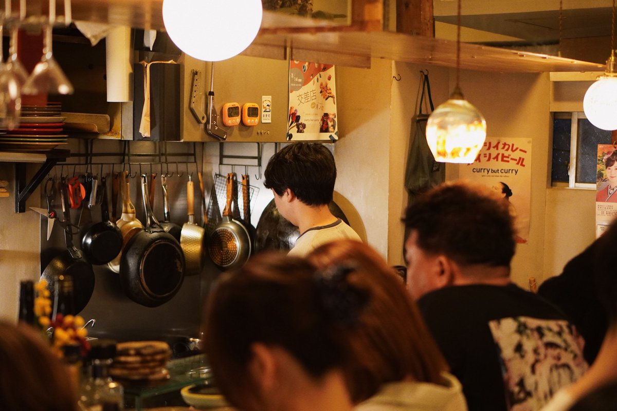 __suuisui's tweet photo. 《交差店vol.10》
北海道足寄町で出会って、いつか一緒にやりたいですね！と話していたことが実現できて嬉しい夜でした🌛 https://t.co/qhbKgCHZcx