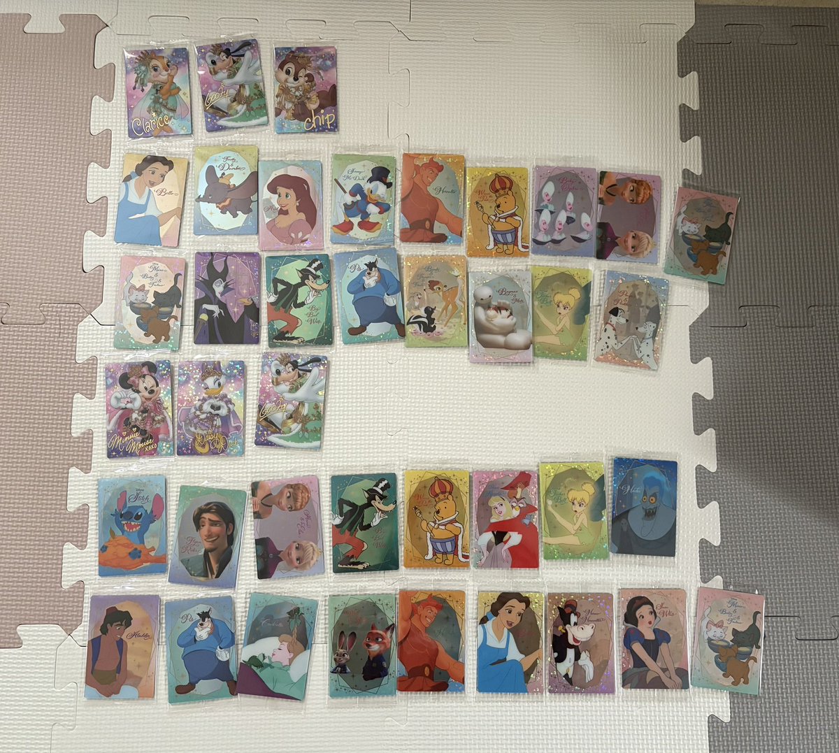 maruka_d's tweet photo. ディズニーウエハース第2弾
自分2箱分でSP7枚出た！被りなし
旦那2箱SP6枚グ被り。
4箱でSPデール以外全部出た
グ3枚ミニ2枚デジ2枚被り
N全種2枚ずつ以上は出た！
第1弾の時も4箱でSPデール以外出たけど、デールに嫌われてる？w https://t.co/XnLIO3dpOi
