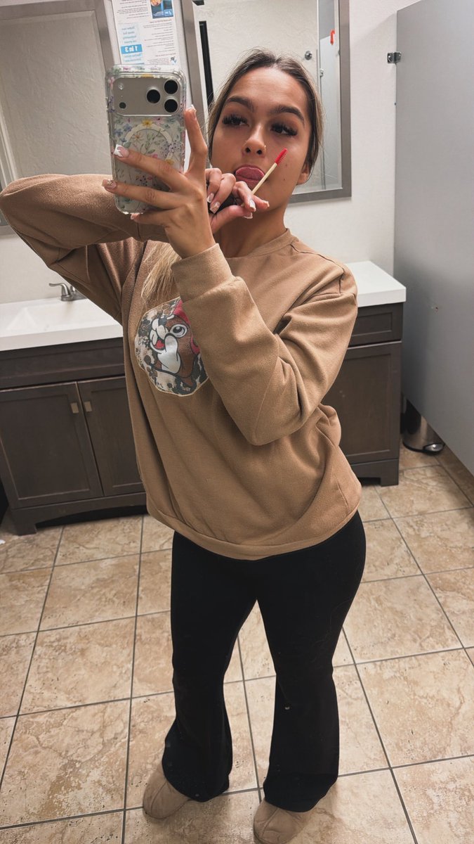 itsserenityyy_'s tweet photo. life really do be great when you leave that 🥷🫶🏽 https://t.co/xJlCg4JCh5