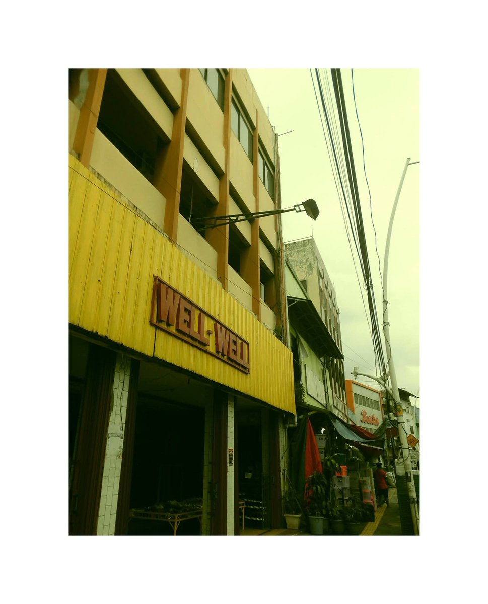 karrjuttt's tweet photo. @mlkymoo Casio exilim ex n3 SECOND

kelengkapan:
camera
baterai
memori

kelebihan:
hasil jernih
layar jernih
filter banyak (filter kuning gacor, kyk dipict)
fungsi semua
warna pink lucuu

minus:
flash off (msh murah di service)
body lecet wajar
harga? 550k (nego) chat wa 08977610123 https://t.co/zKrrDibrL8