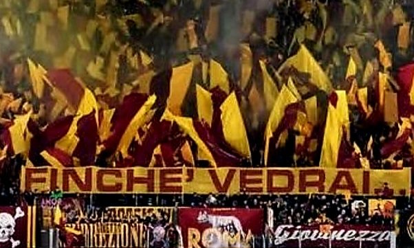 Fabius40884986's tweet photo. I cattivi sfruttano il buio della sera per compiere atti violenti
Mai piu il derby di notte
Il borsone nei pressi dell'olimpico ed il gioco è fatto
Erano solo ignobili scuse,unico obiettivo dividerci ed allontanarci dalla ns passione
Mettetelo quanno ve pare,pupazzi
ForzaROMA💛❤️ https://t.co/XUVjZEmeIN