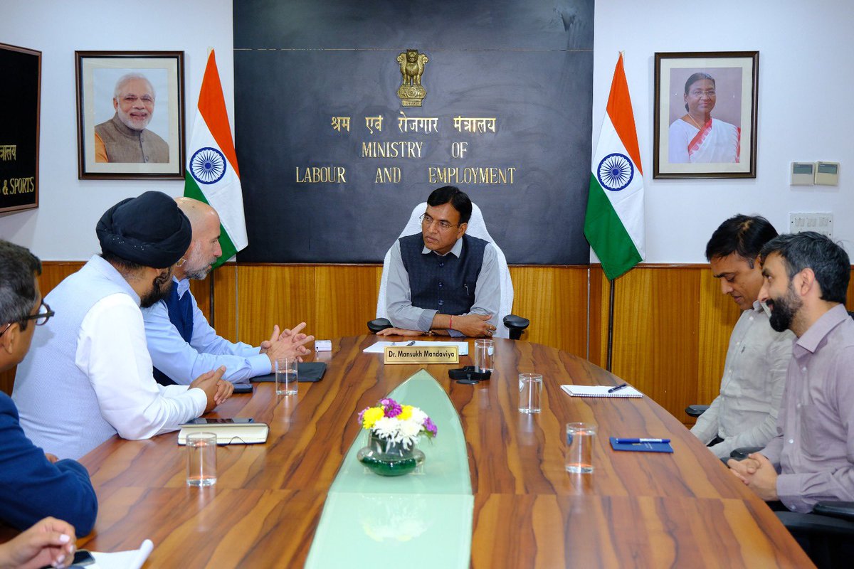 Office of Dr Mansukh Mandaviya tweet media