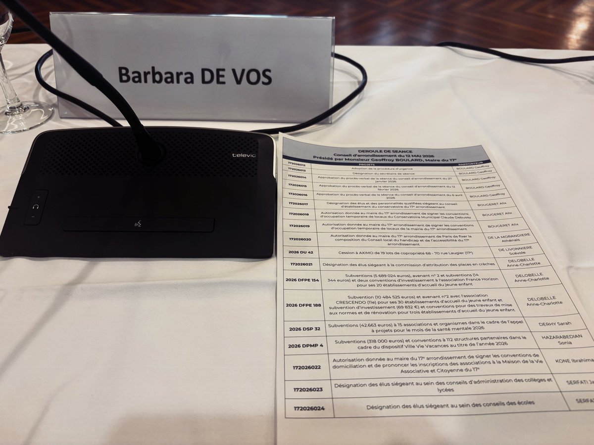 barbaradevos's tweet photo. Premier conseil d’arrondissement du 17e de la mandature ! https://t.co/AUreuFs8is