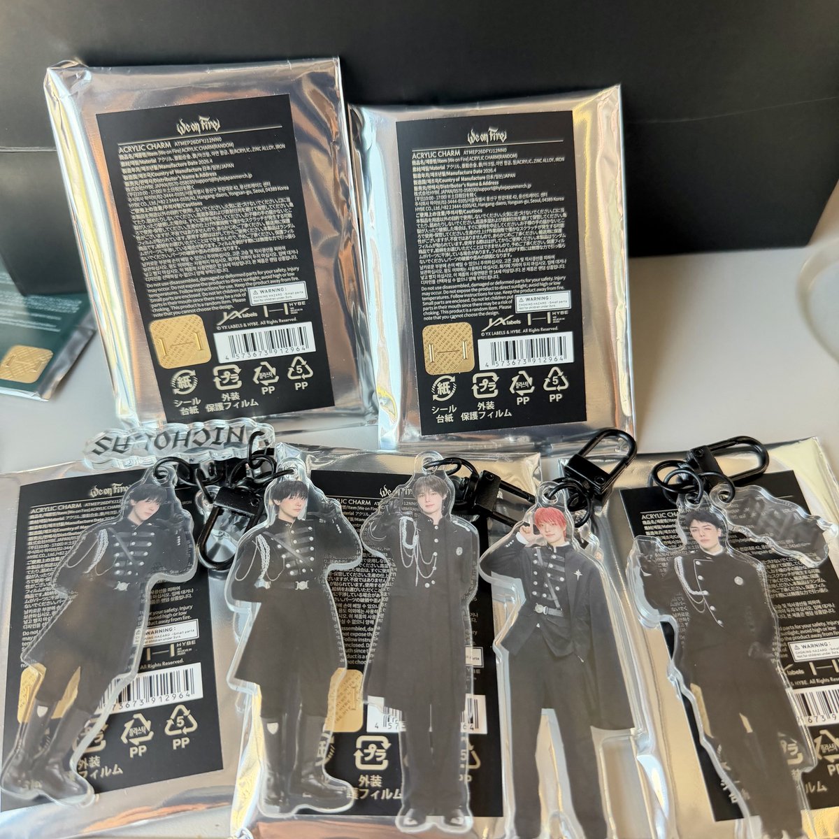 onigiridaJO07's tweet photo. #blazetheway #weonfire  グッズ交換
本日会場で交換できる方探してます！

譲　画像(同種での交換)

求　JO
(グッズによってはHARUA,YUMA)

⚪︎取引　本日Kアリーナにて手渡し

#andteam #andteam交換 #andteam求 https://t.co/QrbvxgMXsb
