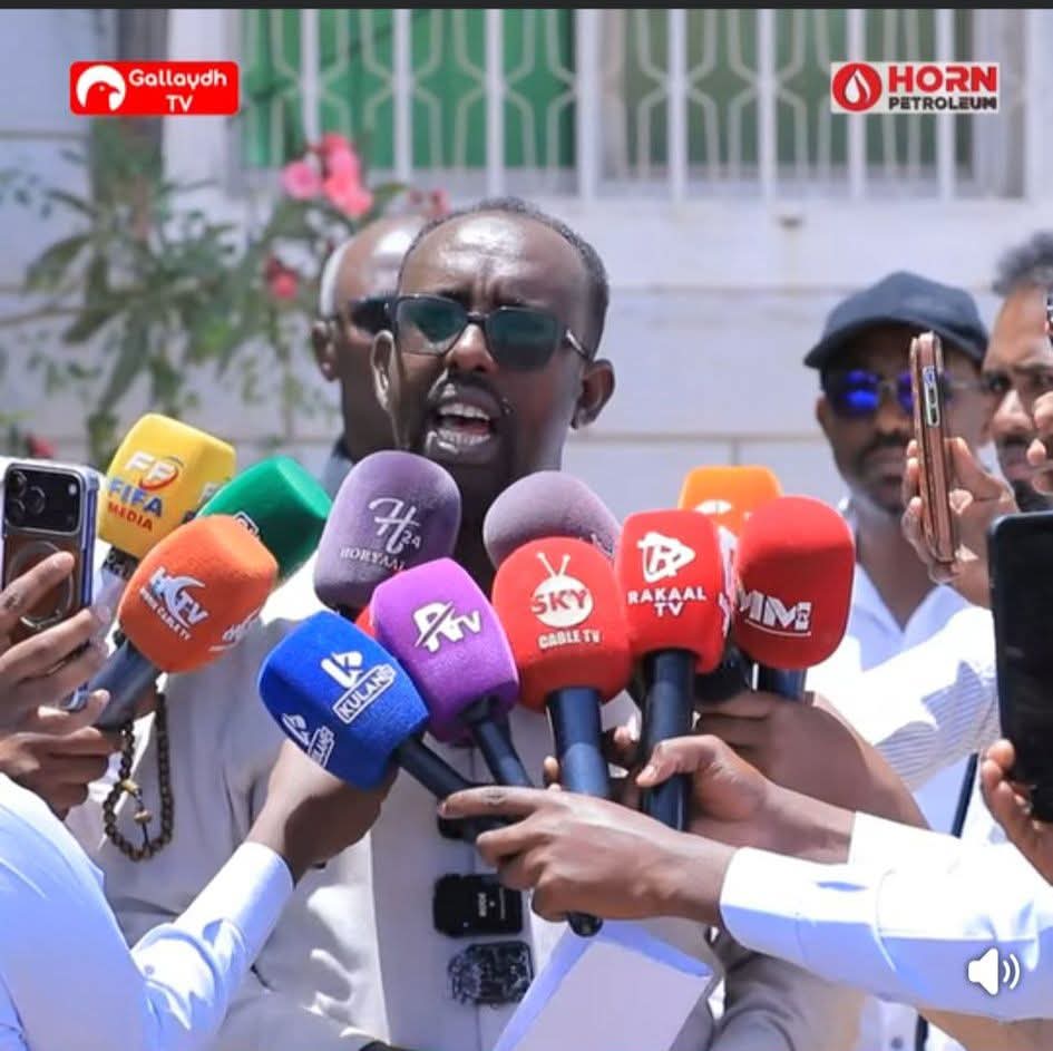 Ismail lugweyne tweet media