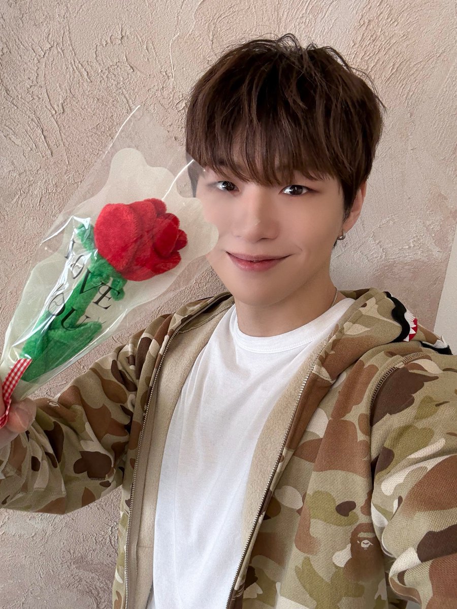 강다니엘(KANGDANIEL) tweet media