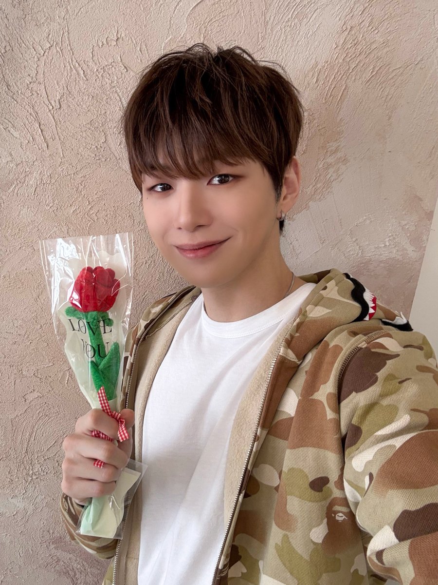 강다니엘(KANGDANIEL) tweet media