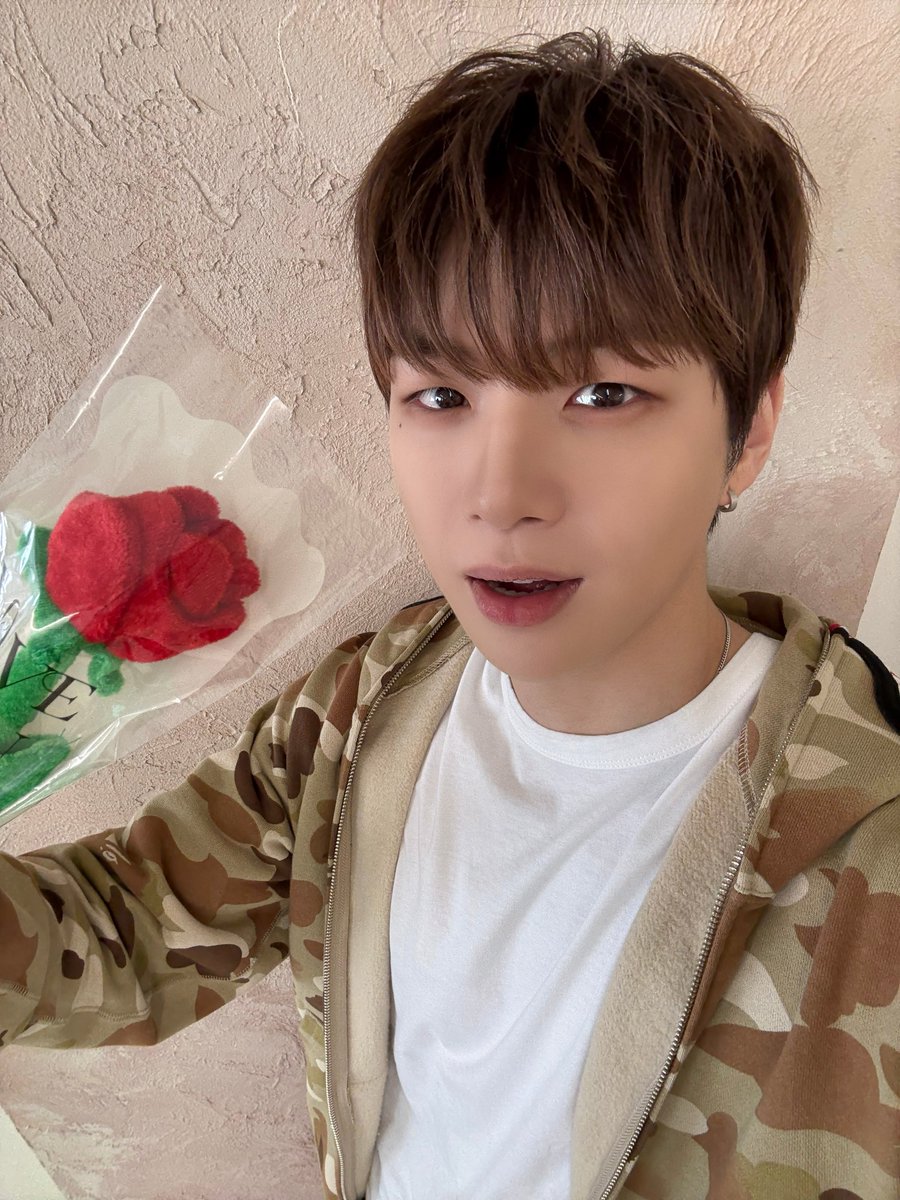 강다니엘(KANGDANIEL) tweet media