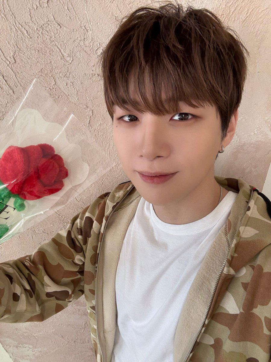 강다니엘(KANGDANIEL) tweet media